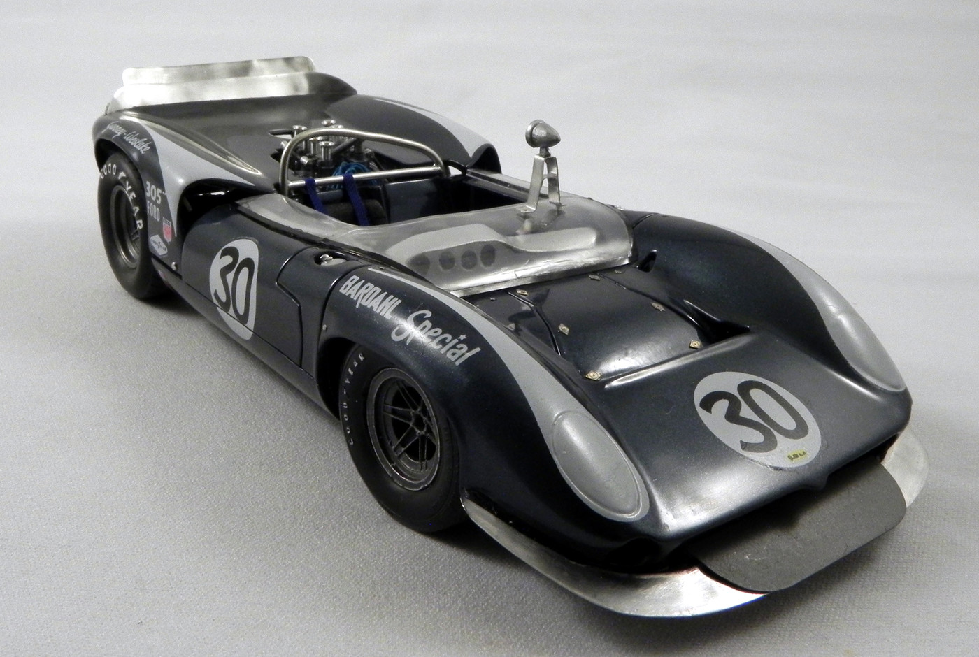 Lola T70 Mkii 1 24 - Model Cars - Model Cars Magazine Forum