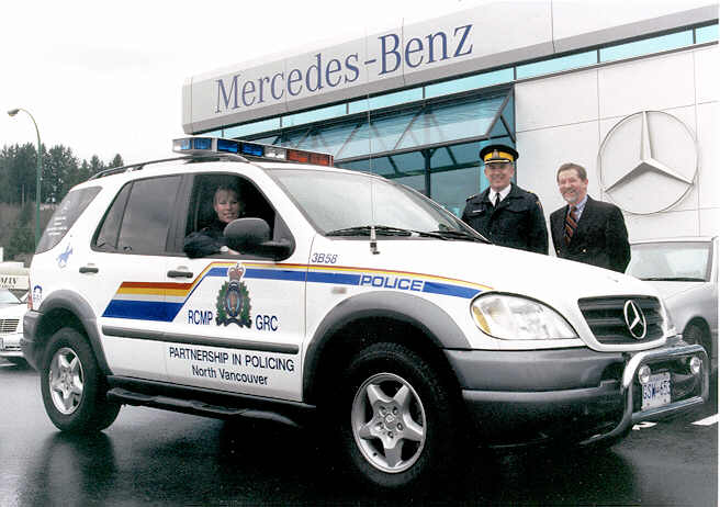 http://images12.fotki.com/v236/photos/4/42477/156892/RCMPbenz3b58-vi.jpg