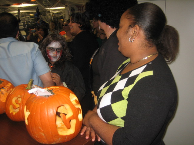 QPAY HALLOWEEN 2007 040