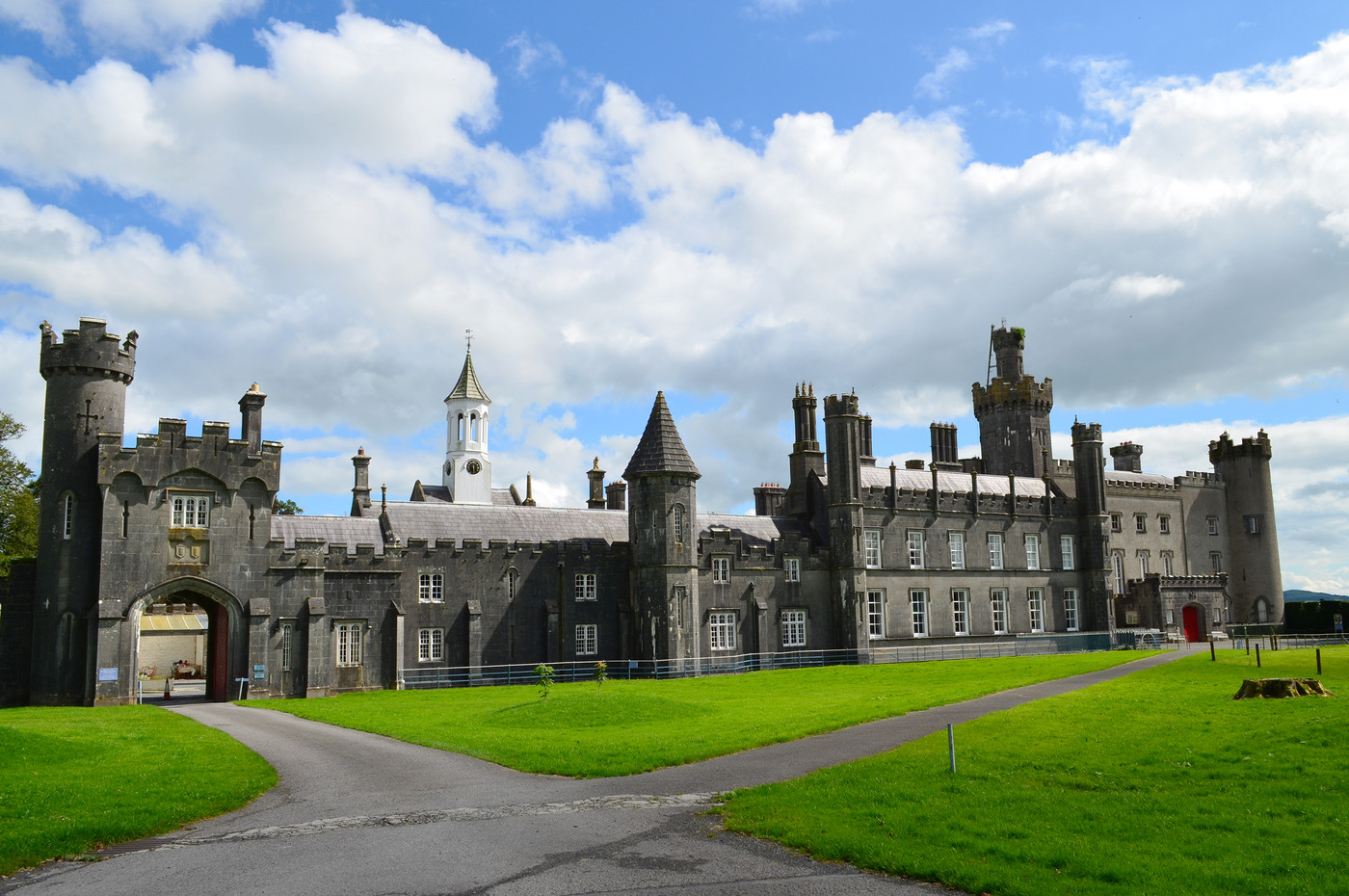 Tullynally Castle (C) fotki.com kailo europe