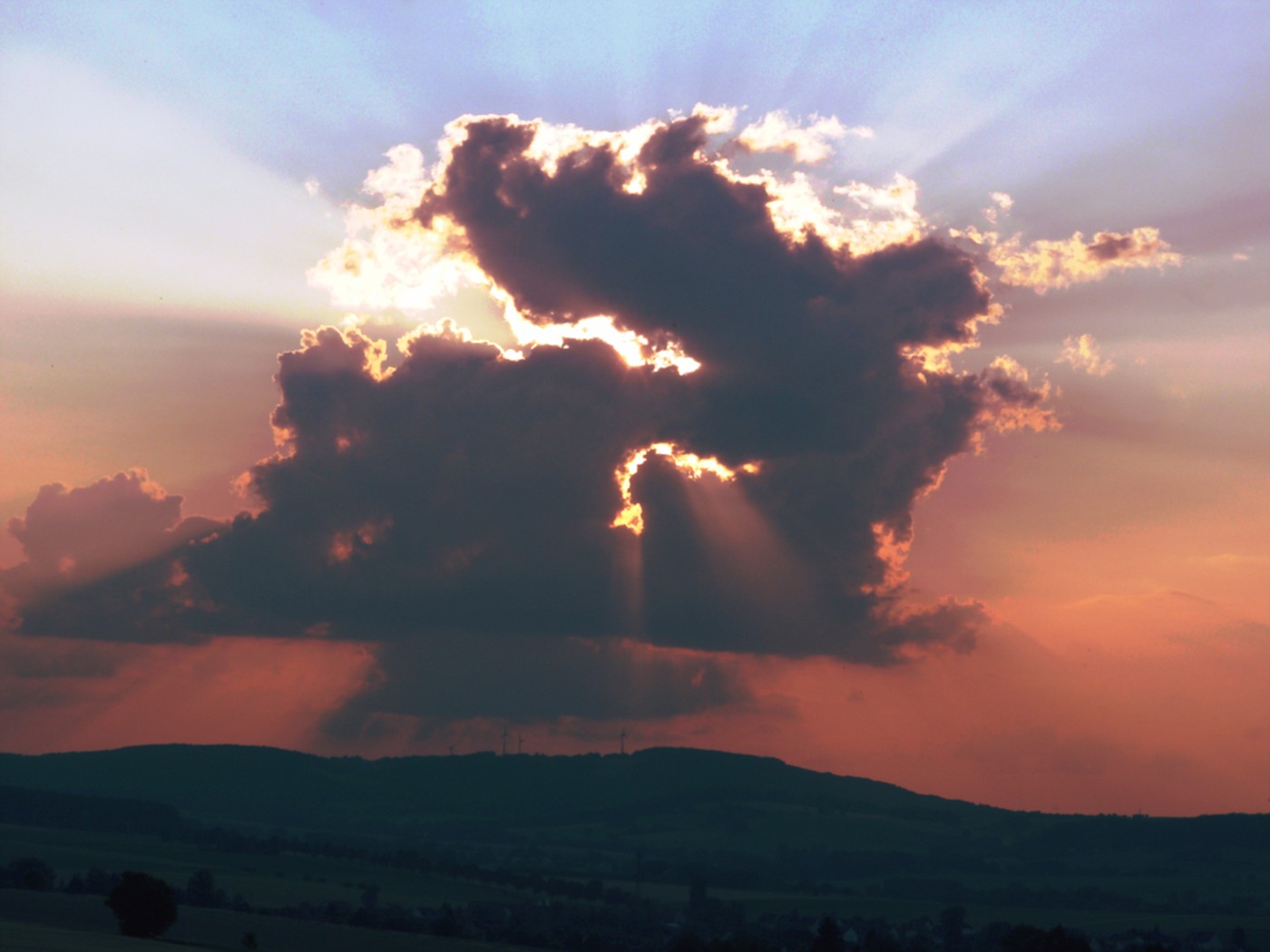 Gewitterwolke über'm Saalberg