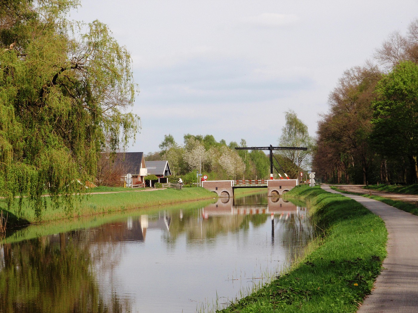 Kanalbrücke