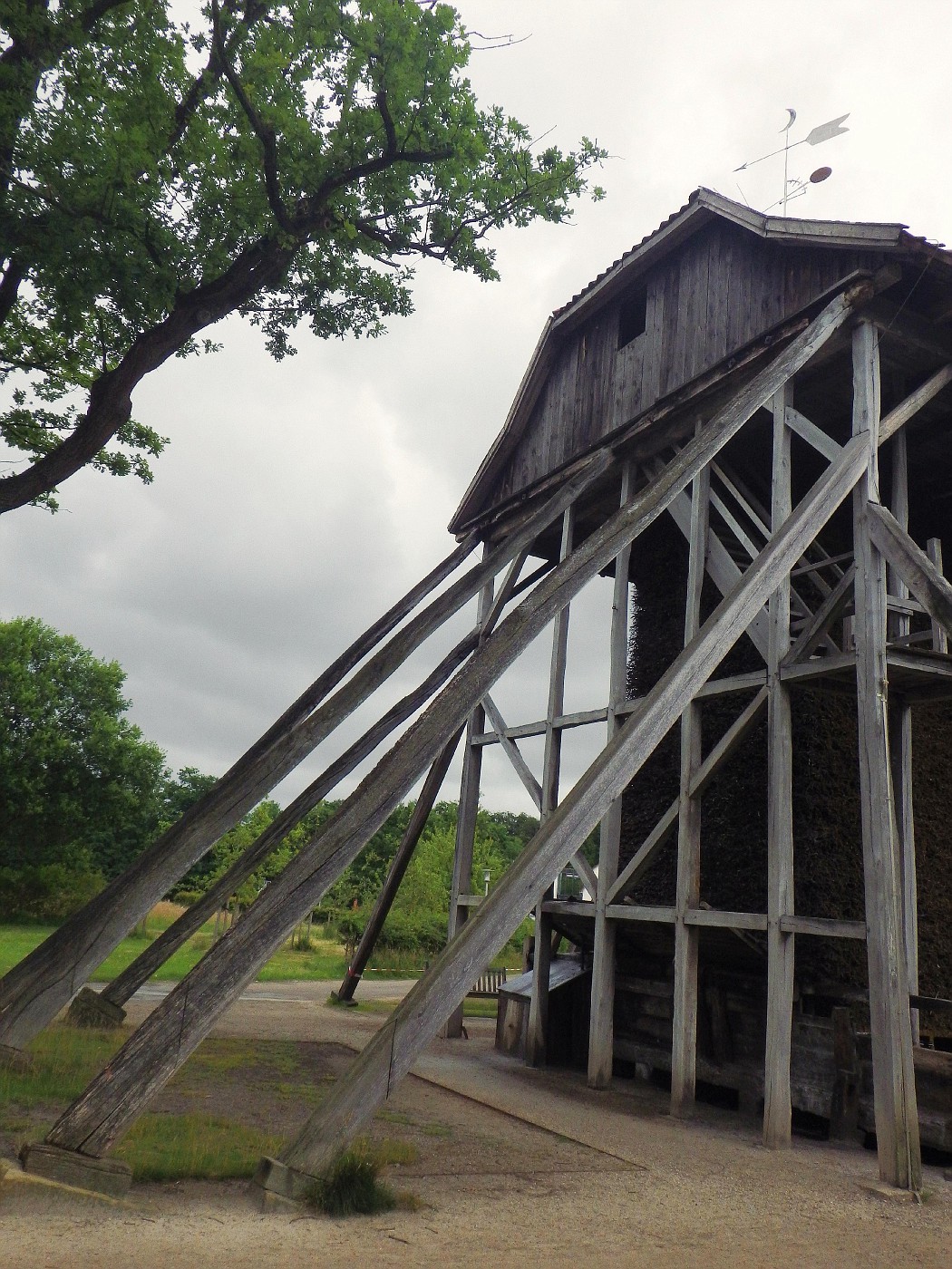 Gradierwerk der Saline Gottesgabe