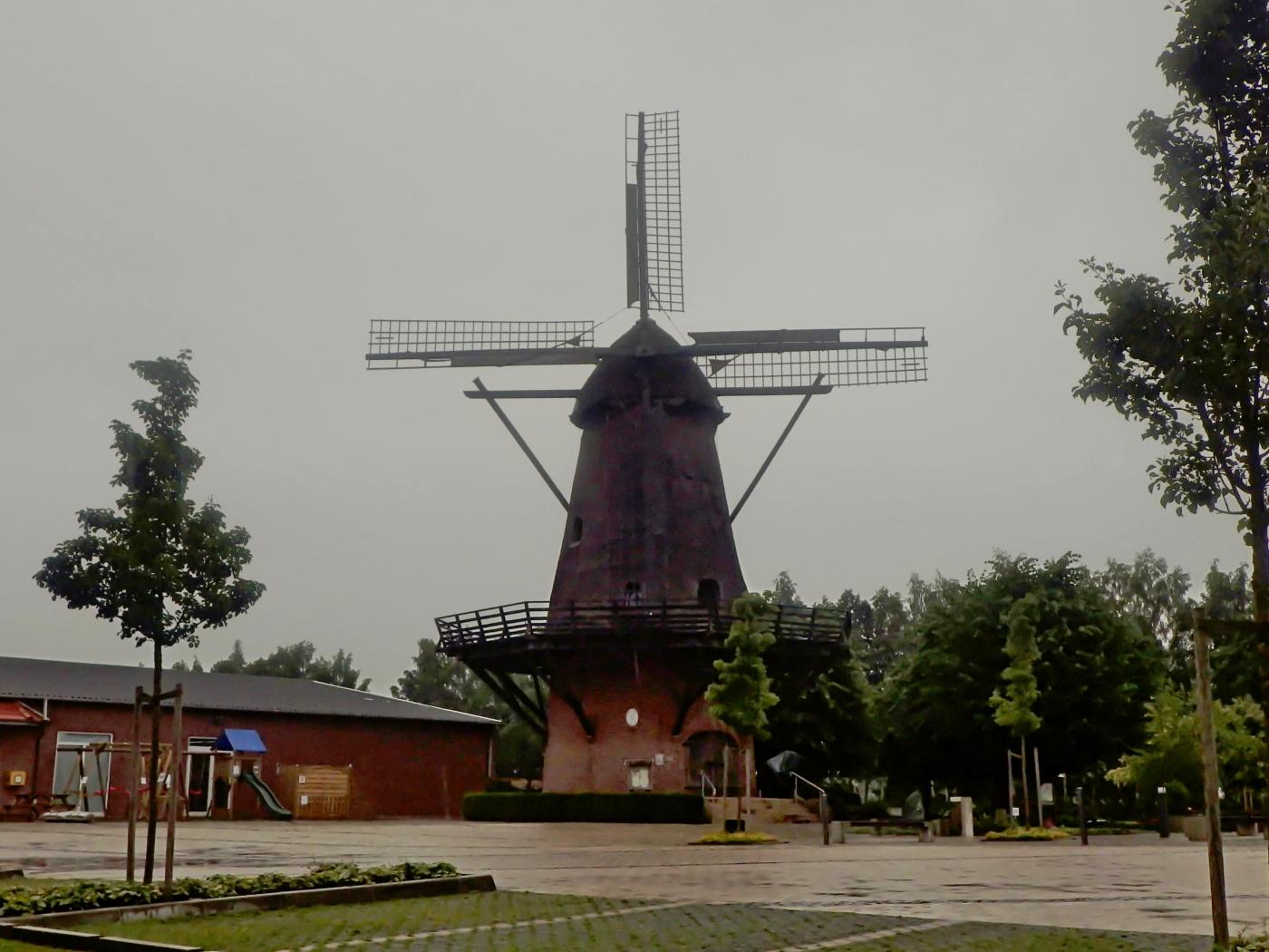 Mühle in grau