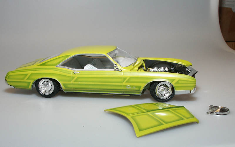 Amazon.co.jp: AMT/CustomShop / '66 Riviera Lowrider SEALED