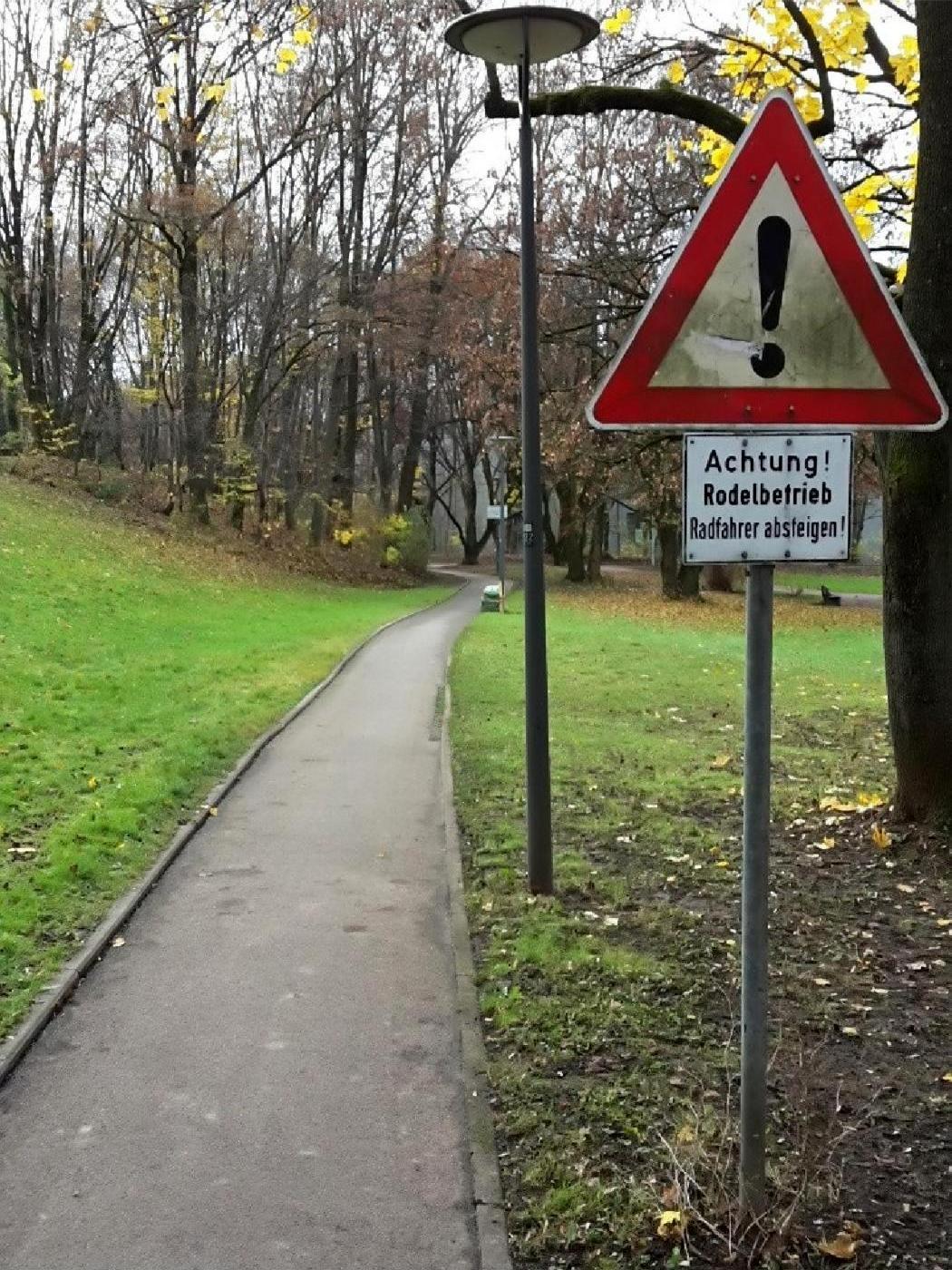 Achtung! Rodelbetrieb