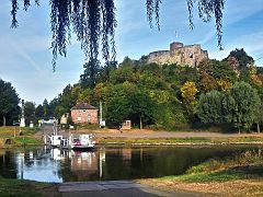 Weserfähre Polle und Eversteiner Burgruine