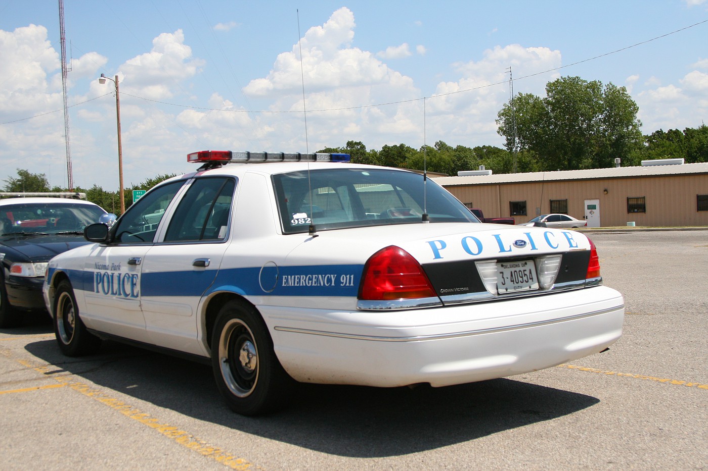 copcar dot com The home of the American Police Car Photo Archives