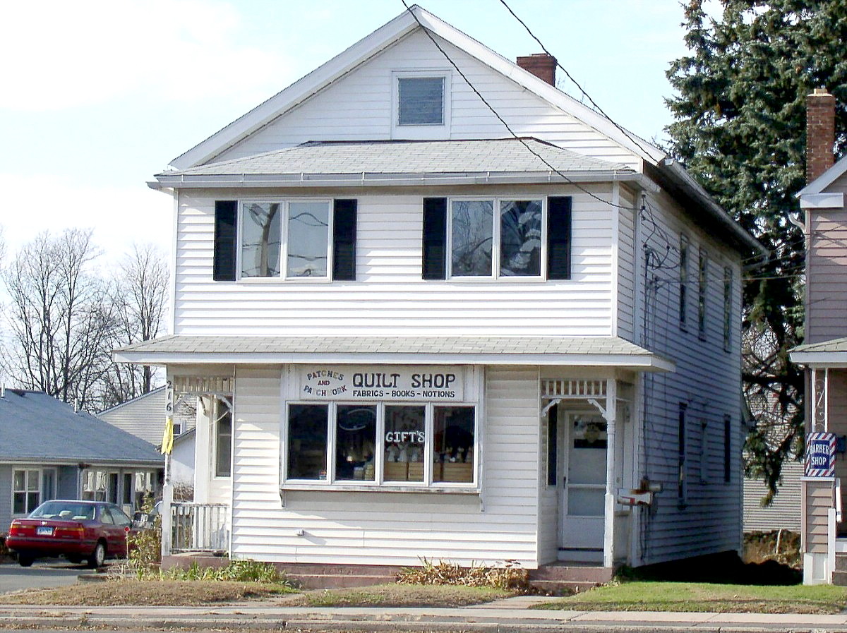 Photo PORTLAND QUILT SHOP.jpg PORTLAND, CT album Jerry Dougherty