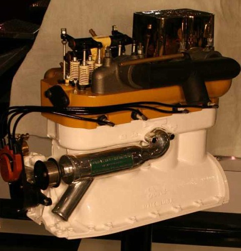 Photo: Roof model T racing engine n | 1902 to 1926 Ford Model T hot rod ...