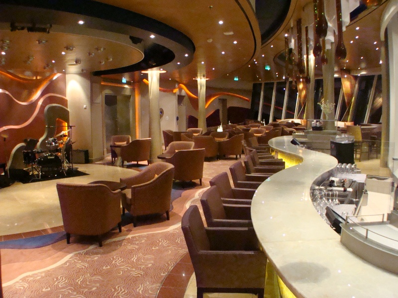 Photo: Viking Crown Lounge | Oasis of the Seas 2011 album | Radio