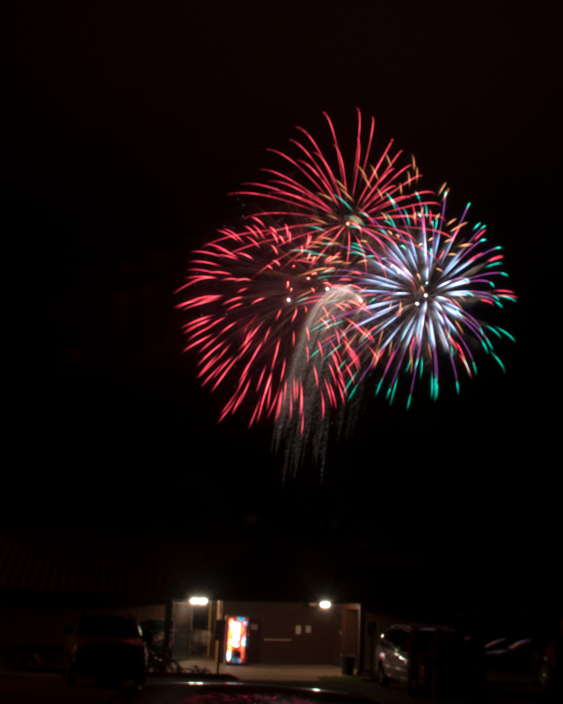 Photo DAS 0808 8X10 Scales Lake Fireworks album AwesomePhotography