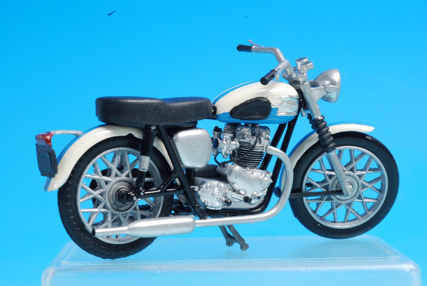 DSC 0440 AMT Triumph Bonneville Restored Stock