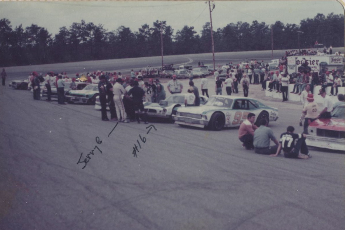 Al Goodwin Collection Photo: GOODWIN 1977 050 | Jerry and Judy Goodwin Collection [Pavement ...