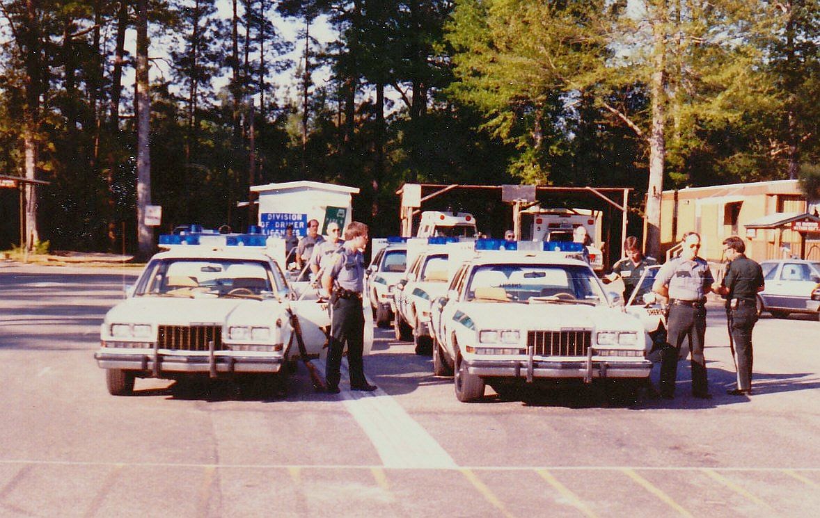 Copcar Dot Com - The Home Of The American Police Car - Photo Archives