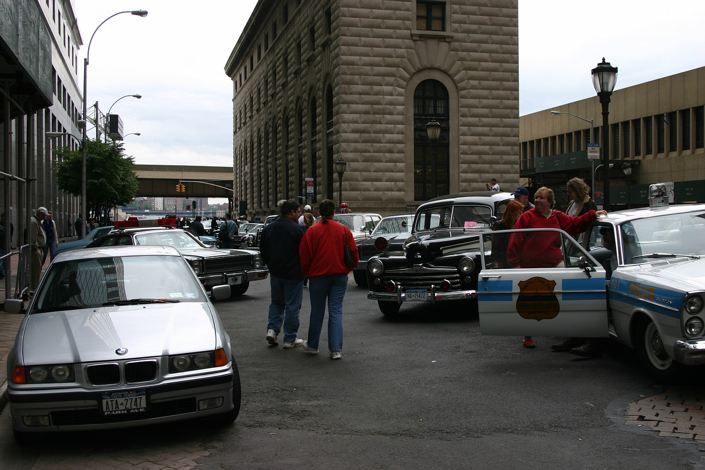 copcar dot com - The home of the American Police Car - Photo Archives