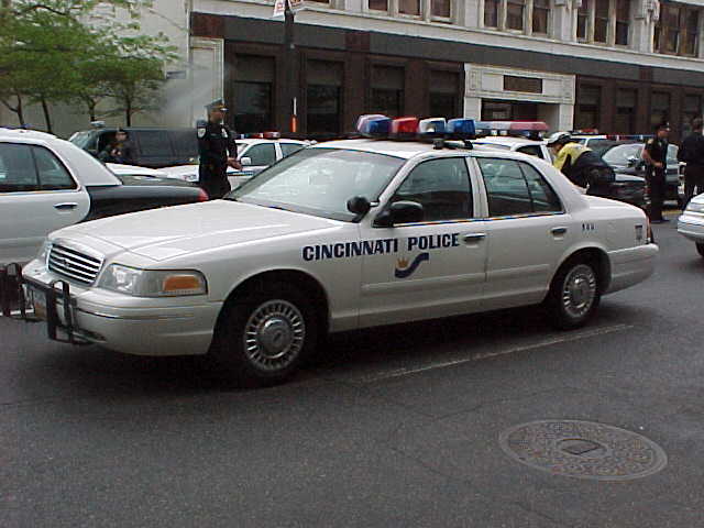 Photo: CINCINNATIOH-98FORD | Joel Edelstein album | copcar dot com ...