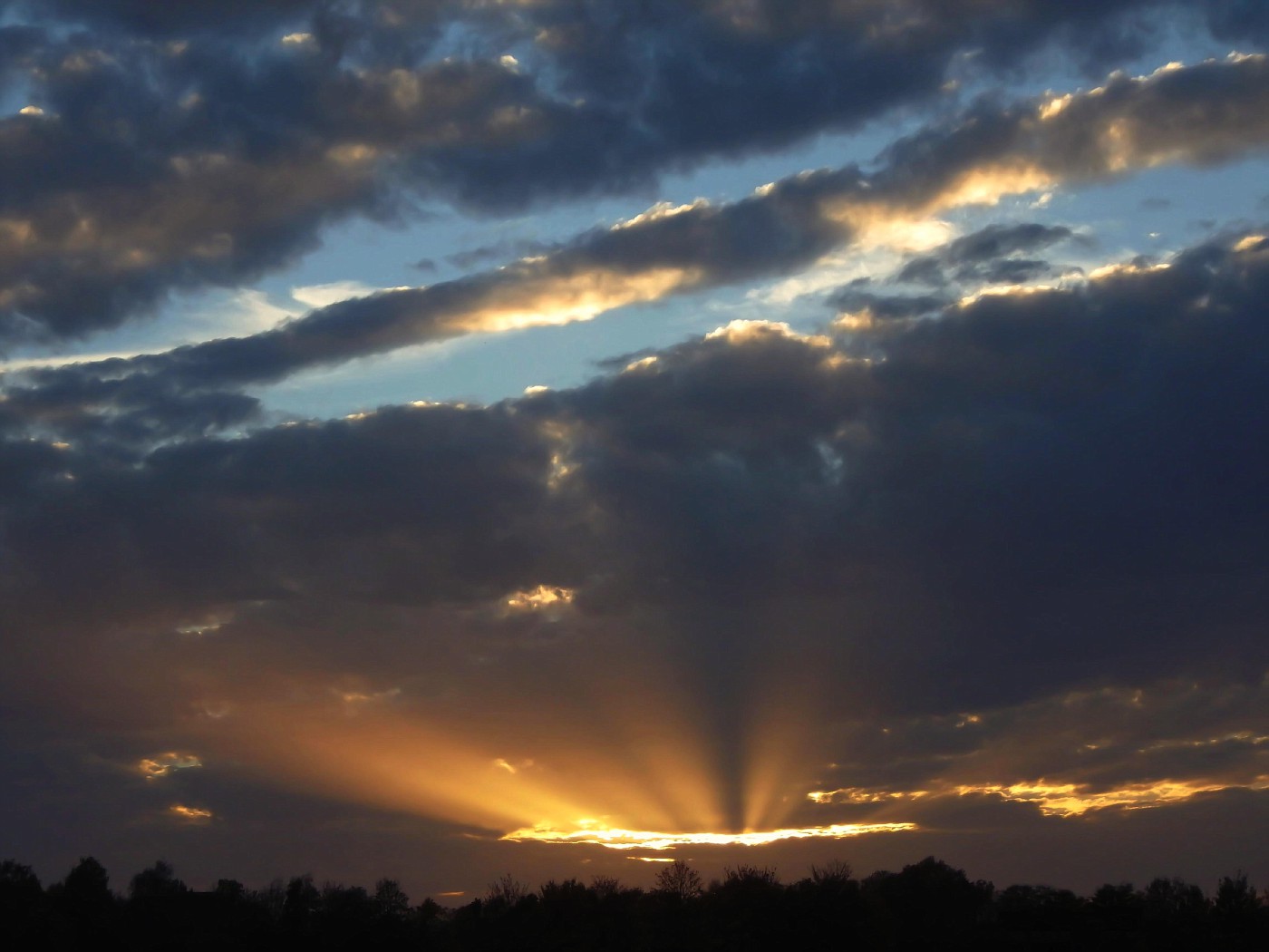 Sonnenuntergang Beller Holz