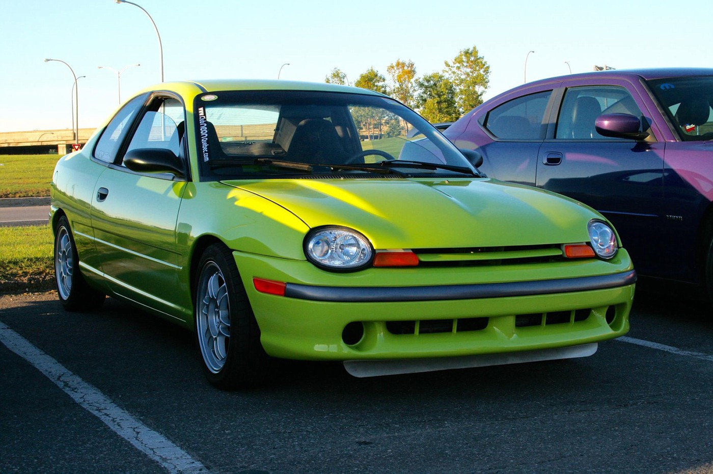 1216 Auger 1995 Plymouth Neon ACR Nitro Yellow Green