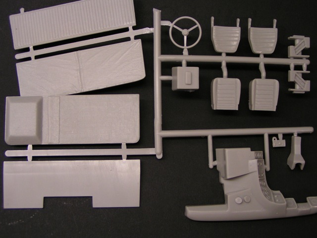 38164 GMC Astro 95 COE AMT-Ertl 1-25 album | Dutch Model Truck Club ...