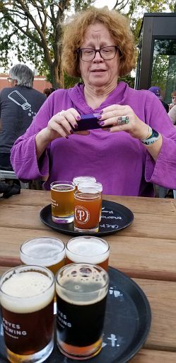 2017-09-22 18.32.33.jpg