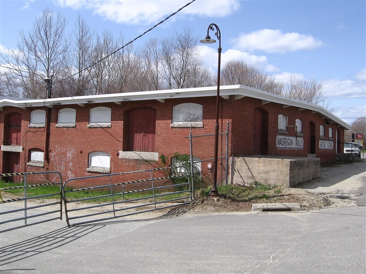 Photo WAUREGAN FORMER WAUREGAN MILLS 03.jpg PLAINFIELD MOOSUP