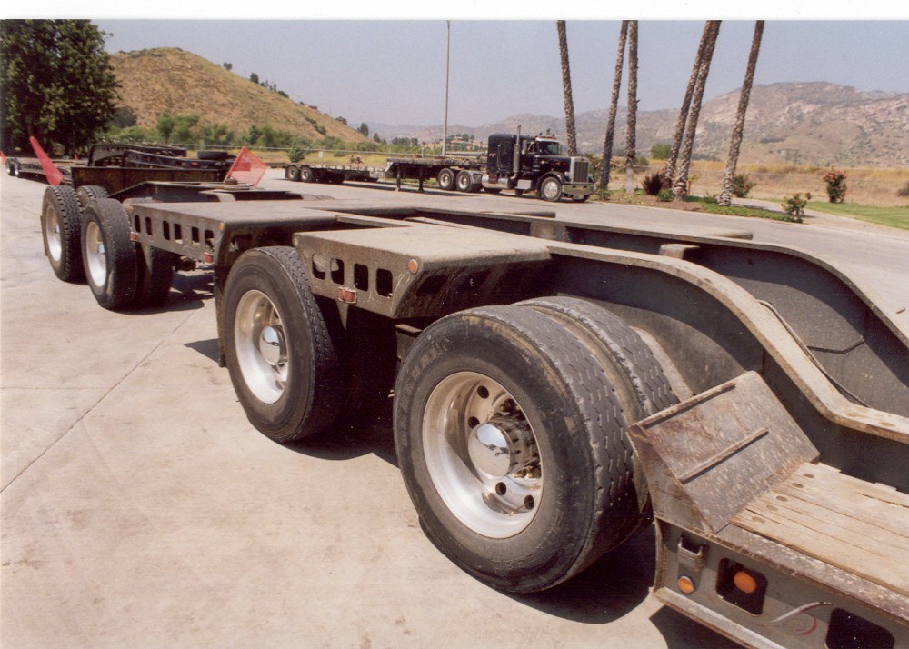 photo-47-jeep-bill-signs-lowloader-detailed-photos-album-dutch