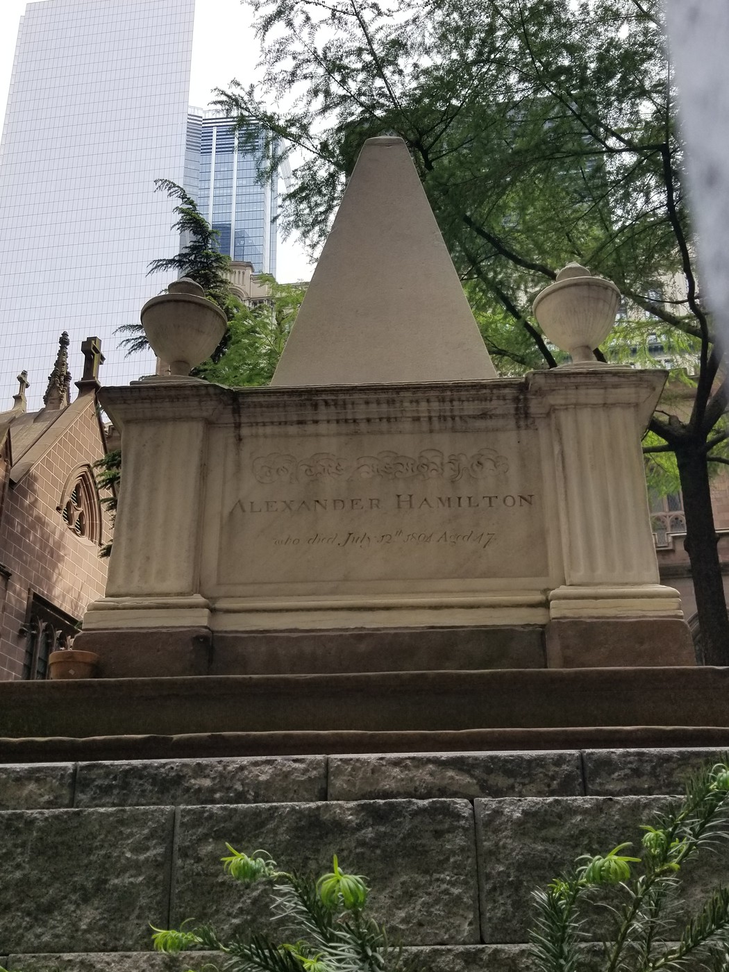 Alexander Hamilton Grave – Plan Your Visit – PEMHWZ