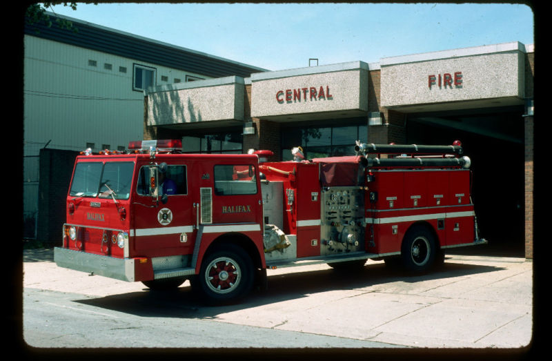 Photo Halifax NS Canada 1977 Hendrickson King Seagrave Canadian Fire