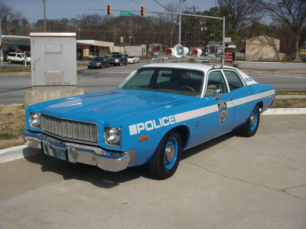 copcar dot com - The home of the American Police Car - Photo Archives