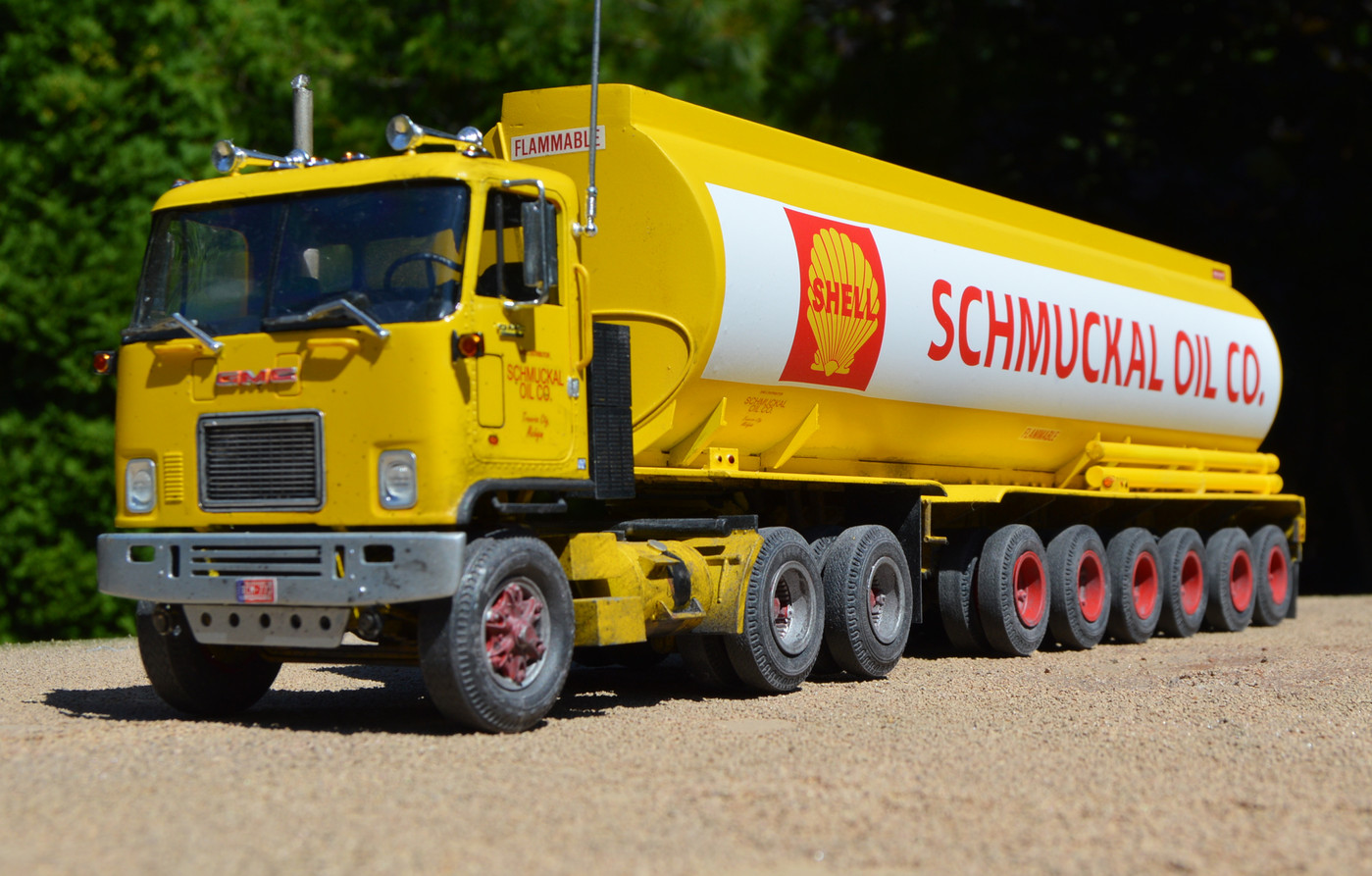 Shell Thanker Photo: DSC 0927 Schmuckal Oil Shell Tanker 8 18 23 | Schmuckal Oil ...