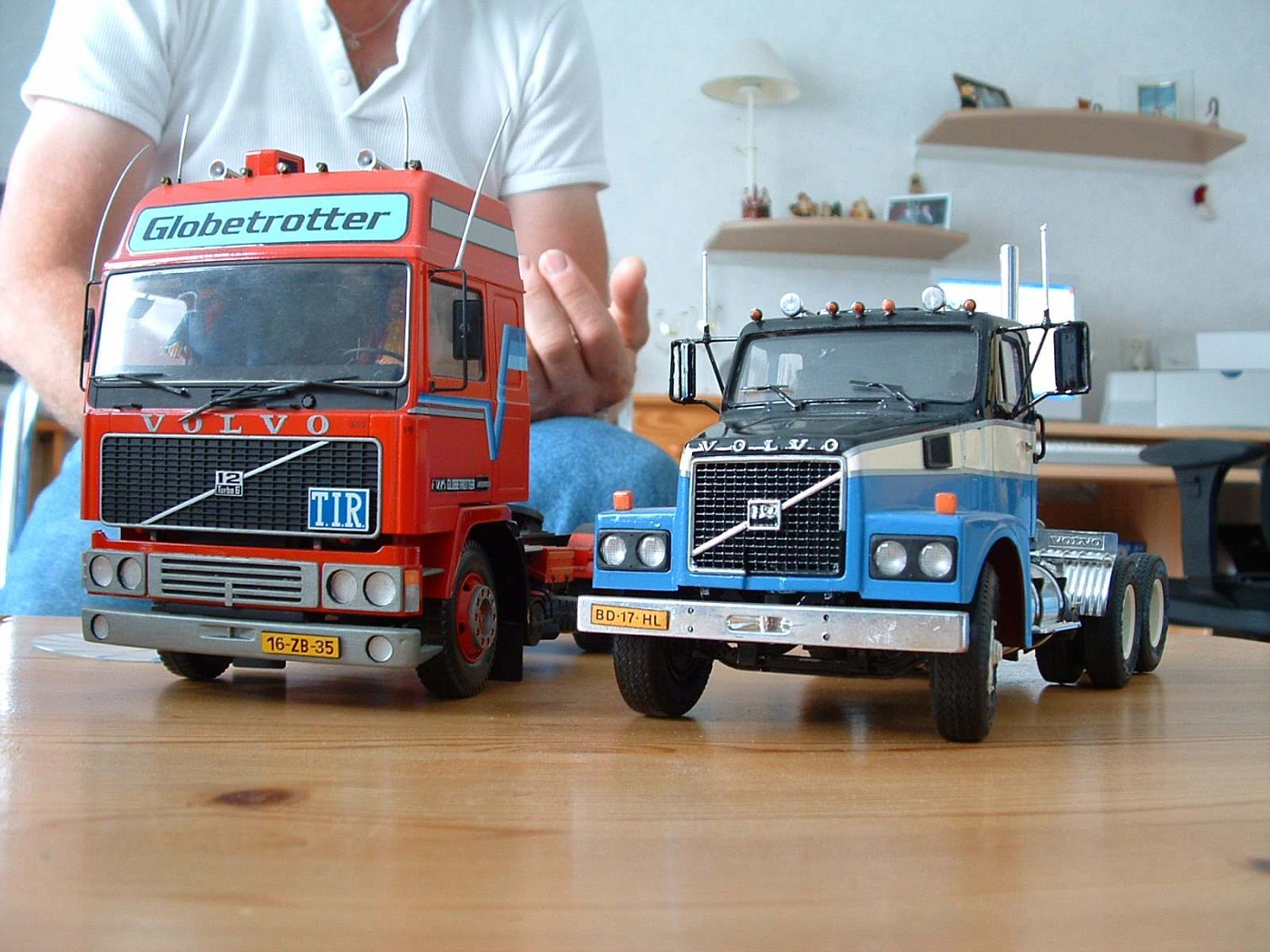 Photo: Volvo F12-01 | Volvo F12+N10 album | Dutch Model Photo: Volvo F12-01 | Volvo F12+N10 album | Dutch Model