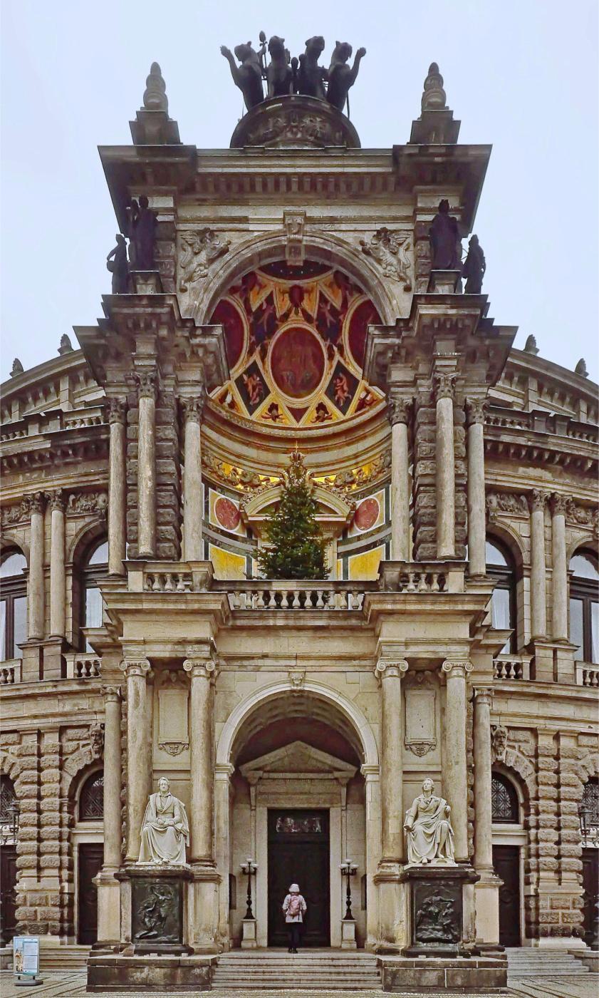 Semperoper Eingang