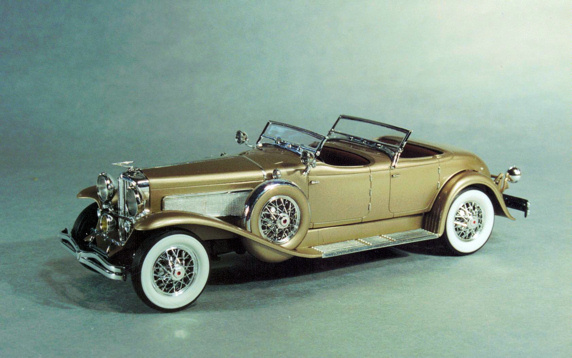 モノグラム 1/24 デューセンバーグ SJ Torpedo-Phaeton 1934