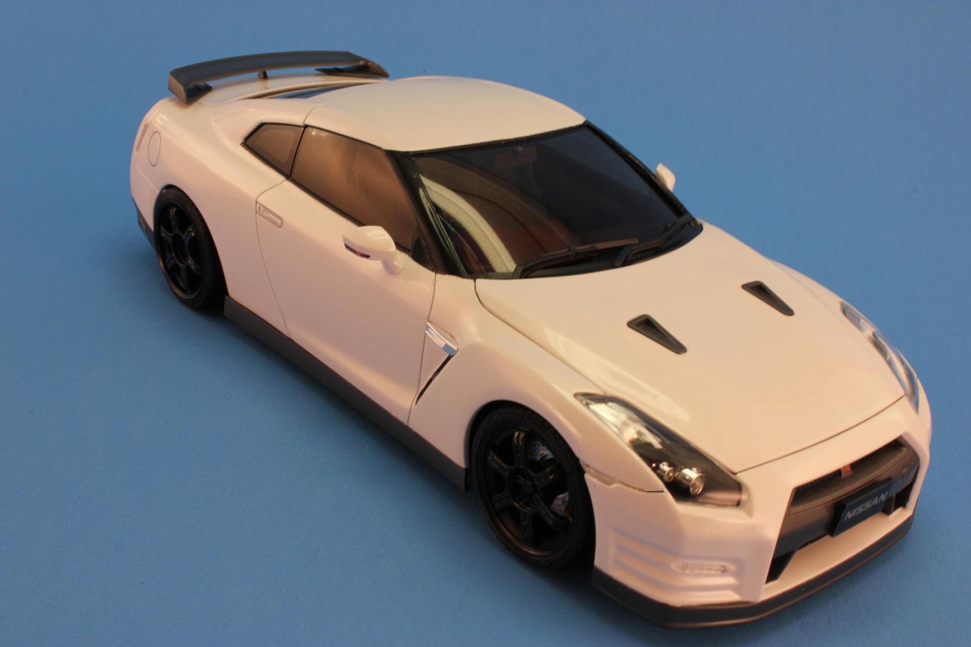 GT-R Egoist Scale Auto Mag review 008