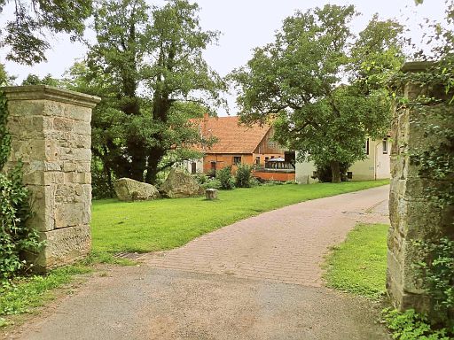 Zur Wassermühle des Ritterguts