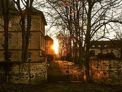 Sonnenuntergang am Schloss