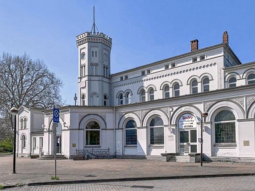 Bahnhof