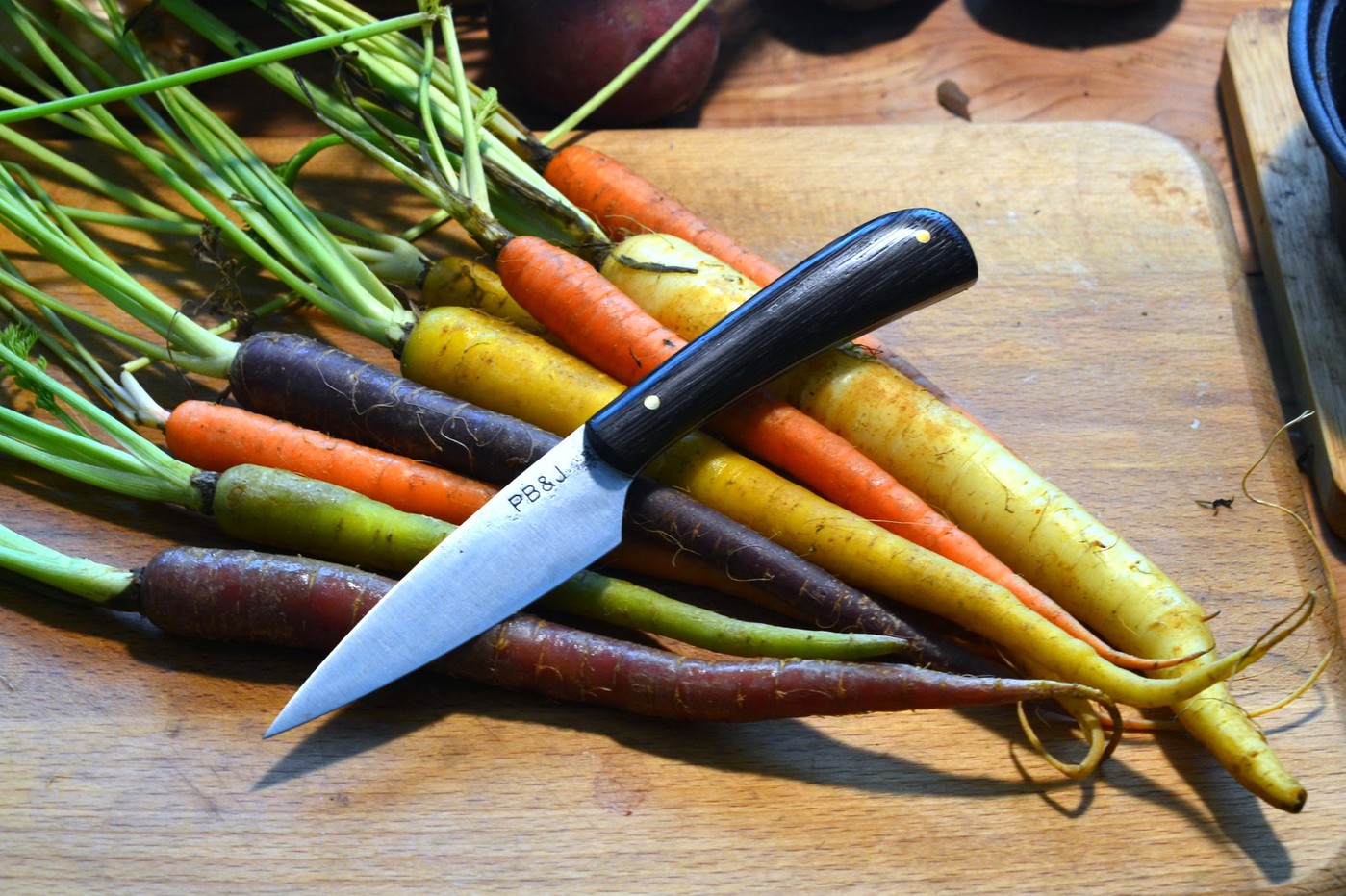 PBJ_Paring_Knife_1-vi.jpg