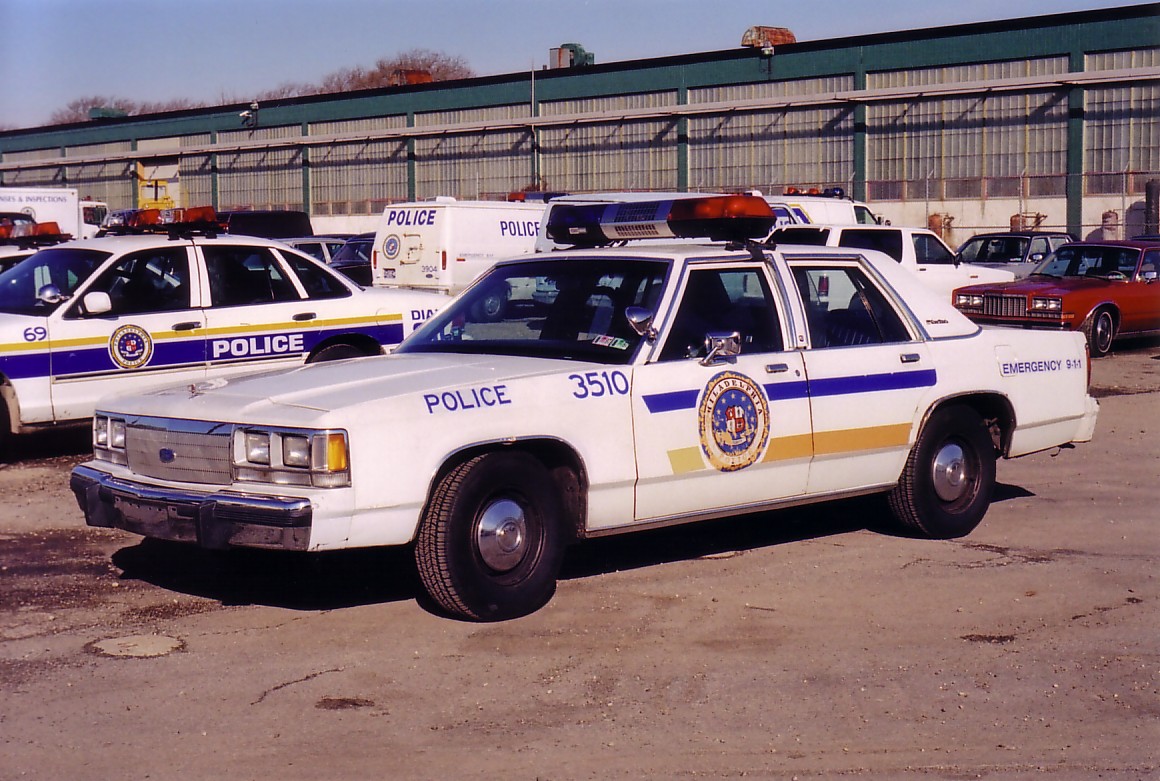 copcar dot com - The home of the American Police Car - Photo Archives