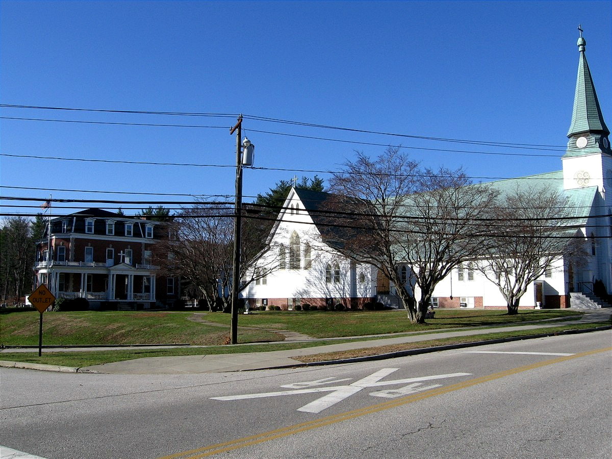 Photo N GROSVENORDALE ST JOSEPH CHURCH 01.jpg THOMPSON FABYAN